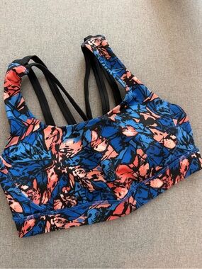Lululemon Sports Bra - Blue & Coral Floral